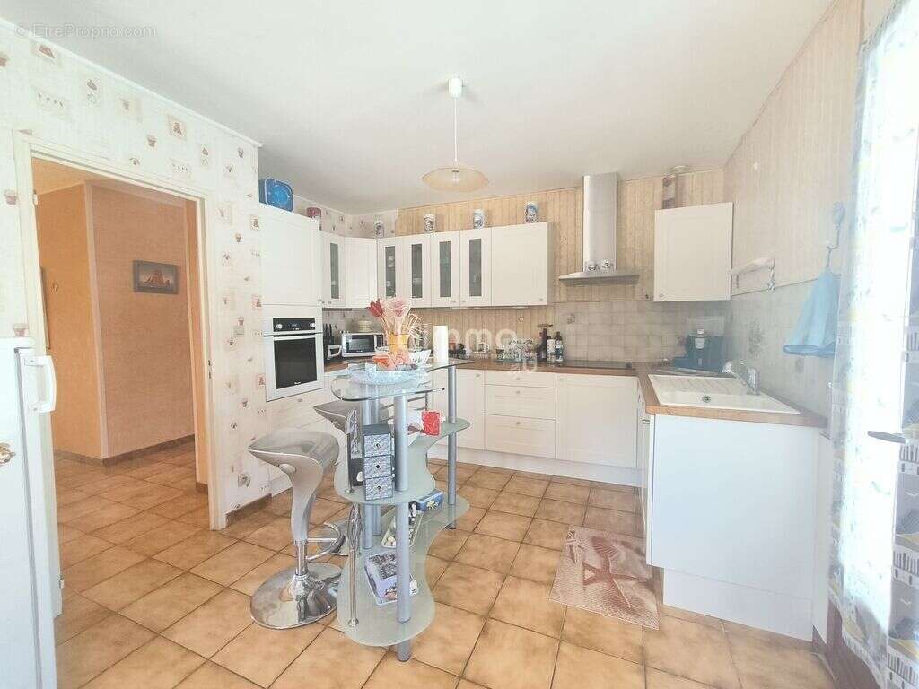 Maison à THEZAN-DES-CORBIERES