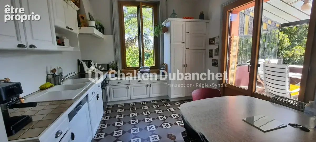 Maison 163 m² à Feurs  - photo 4