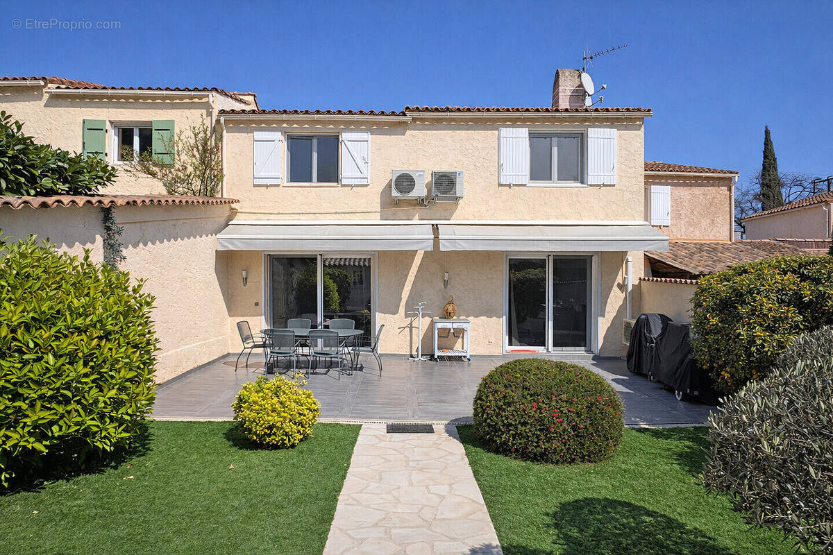 Maison à LA COLLE-SUR-LOUP