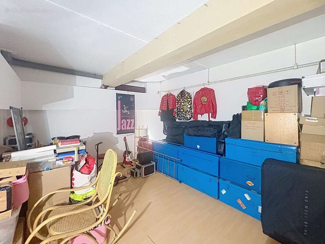 Commerce à L'HAY-LES-ROSES