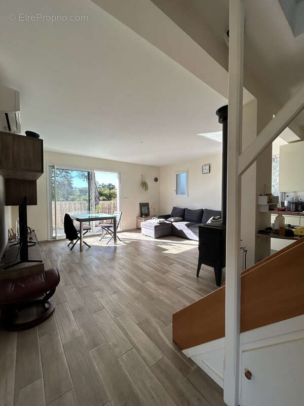Appartement à SANTA-MARIA-POGGIO