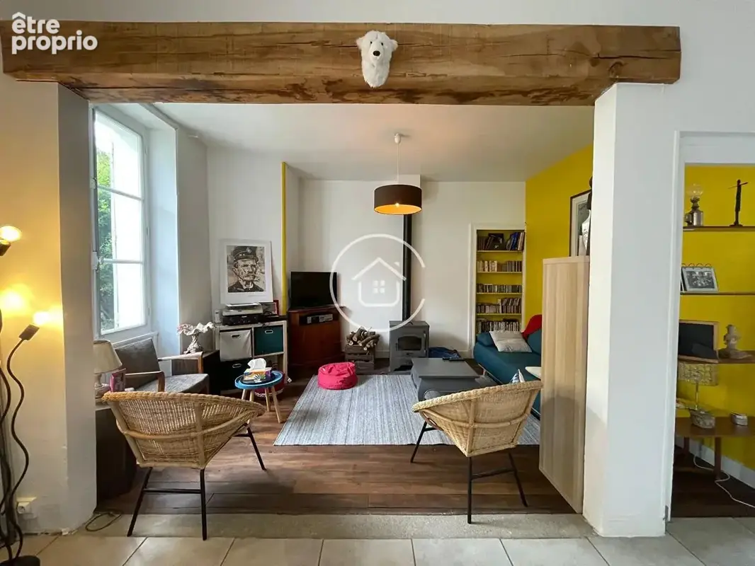 Maison ancienne rénovée dans un village toutes commodités - photo 4