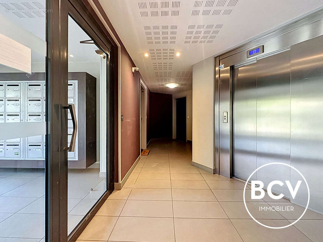 Appartement T3 de 73 m² avec terrasse et parking en sous-sol - photo 5