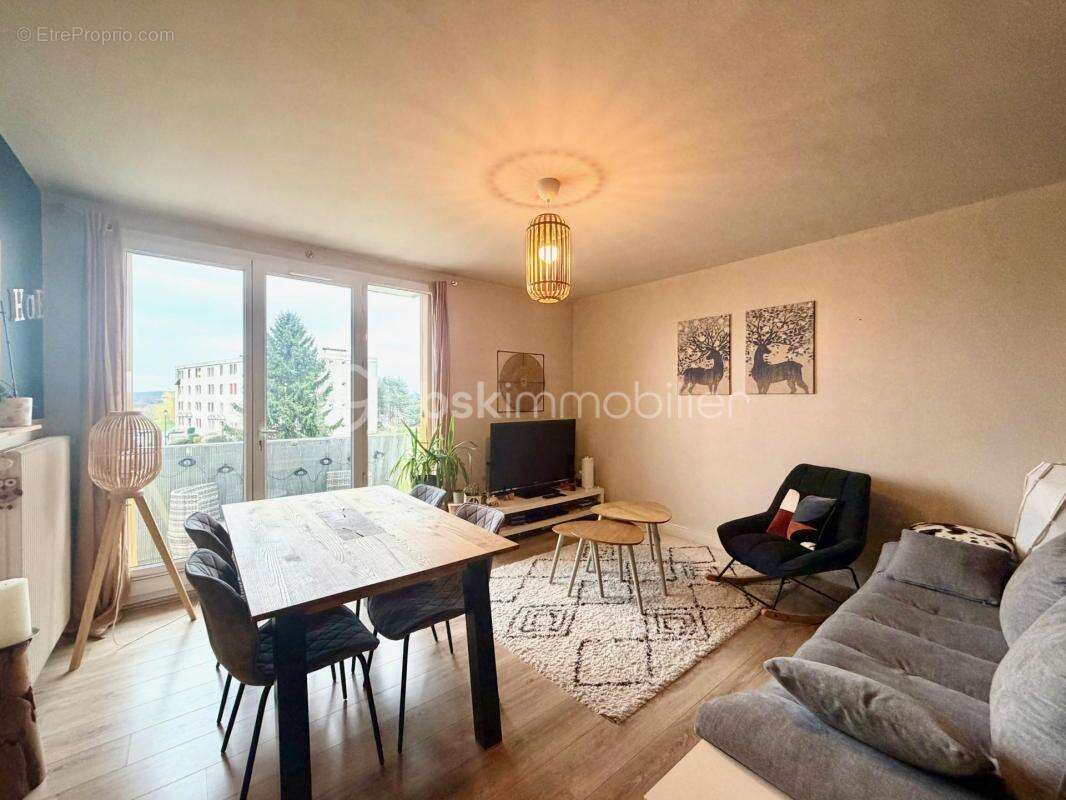 Appartement à NOZAY