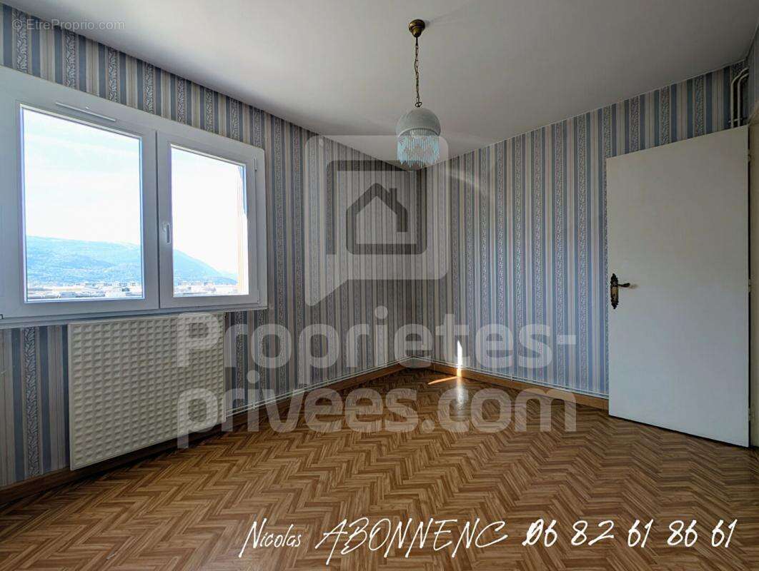 Appartement à ECHIROLLES