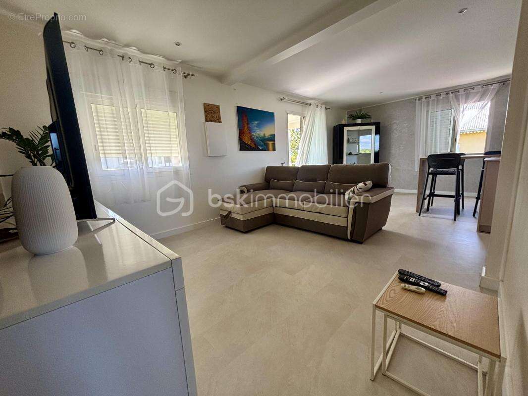 Maison à SAINTE-SUZANNE