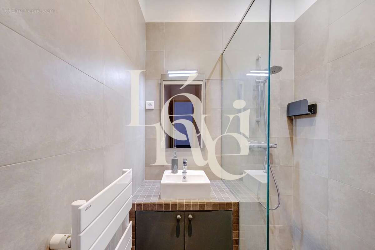 Appartement à PARIS-5E