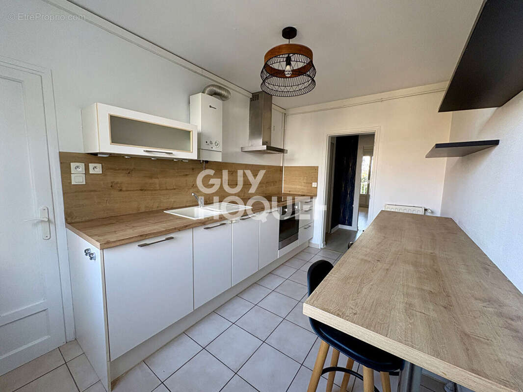 Appartement à SAINT-SEBASTIEN-SUR-LOIRE