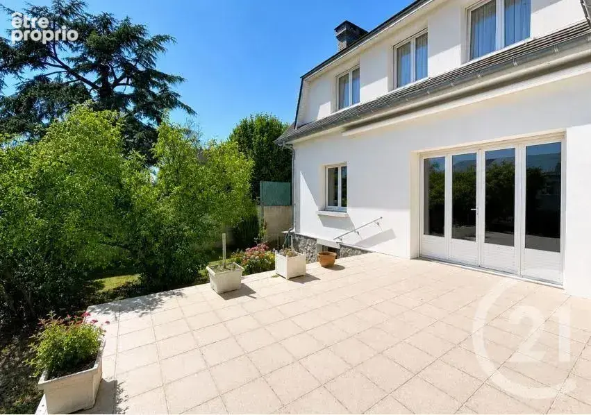 Maison 8 pièces 262 m² à vendre à Rambouillet (78120) - photo 3