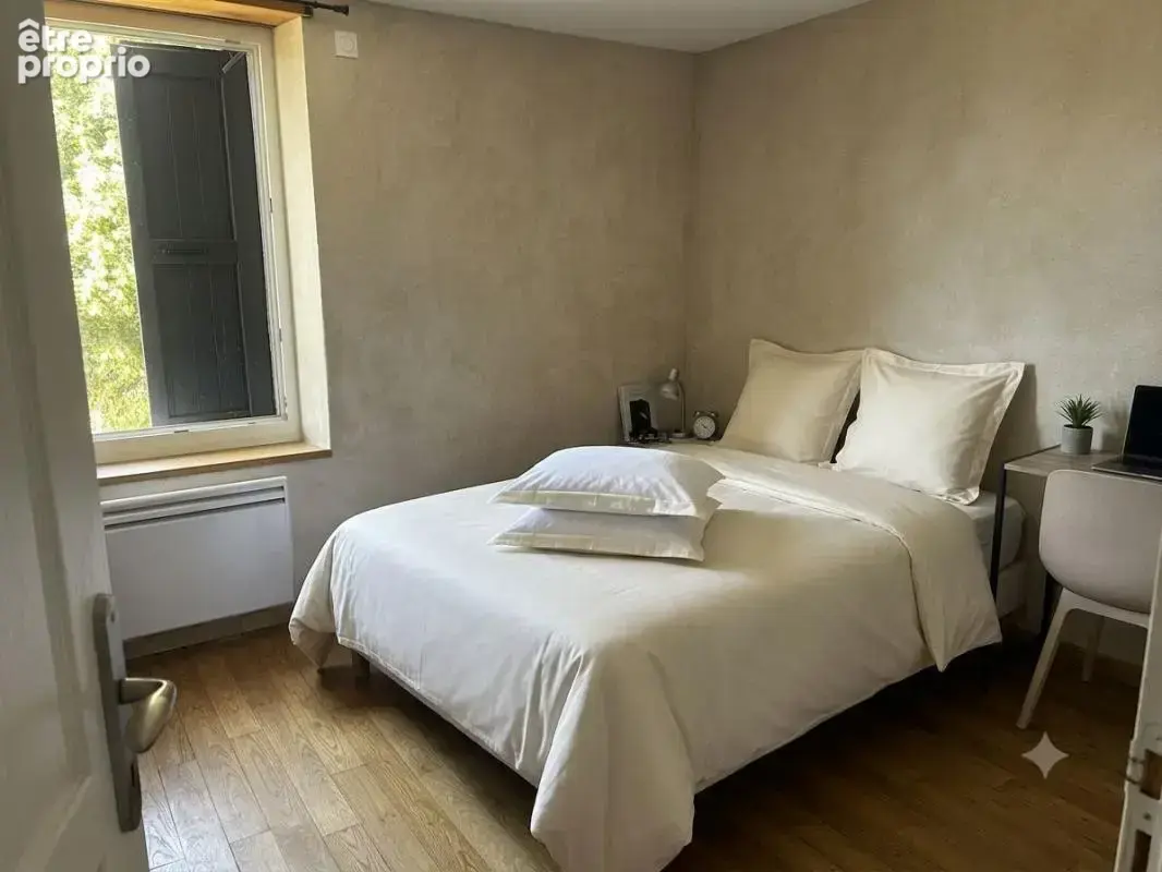 Magnifique corps de ferme en pisé rénové de 224 m² habitables sur 2 153 m² de terrain - photo 15