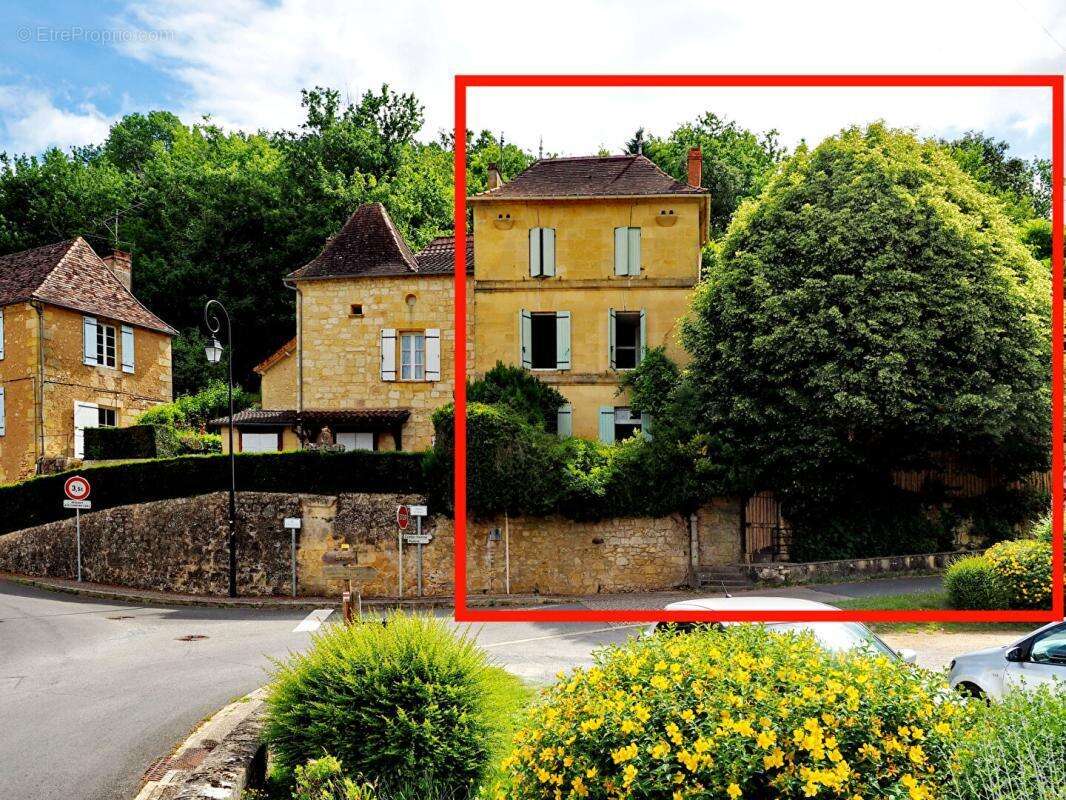 Maison de village 6 chambres 140 m2 terrain 2338 m2 - photo 16