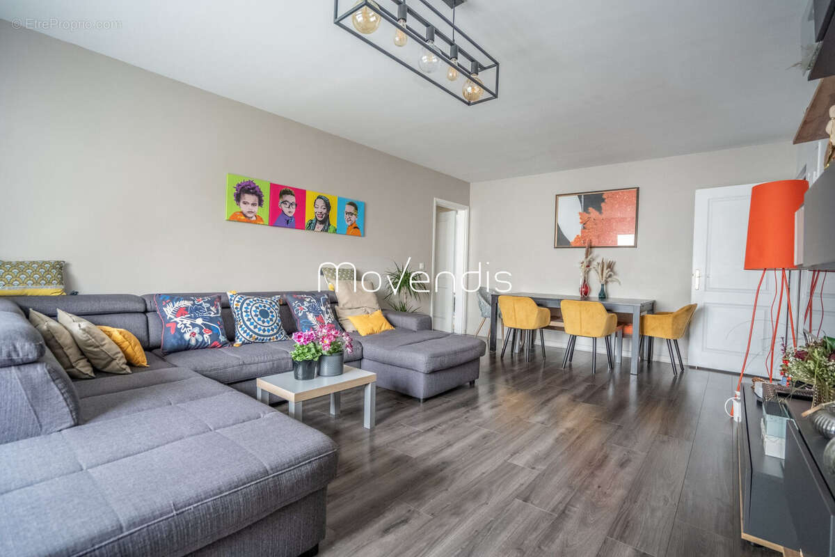 Appartement à SAINT-DENIS