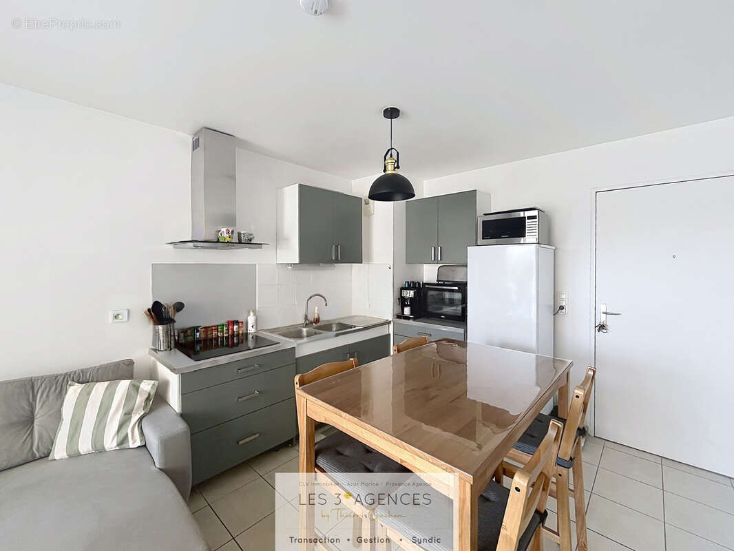 Appartement à COGOLIN
