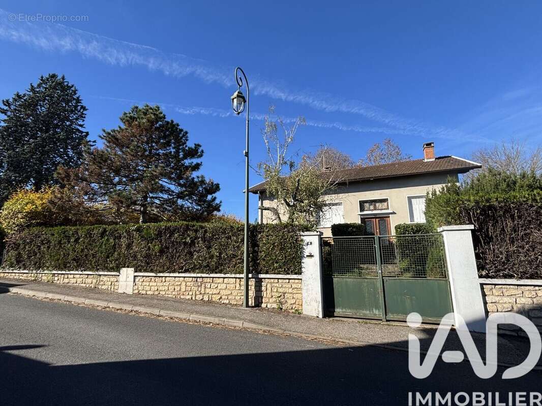 Photo 2 - Maison à LIMAS