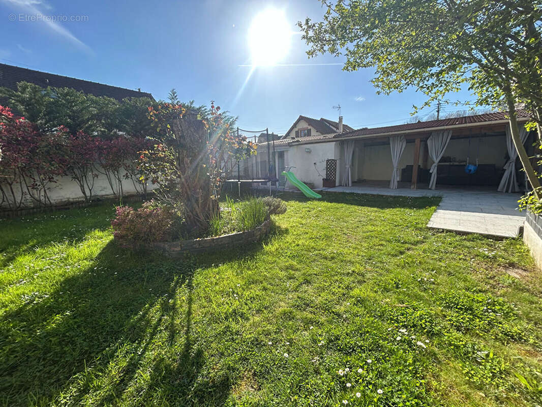 Maison à SAINT-BRICE-SOUS-FORET