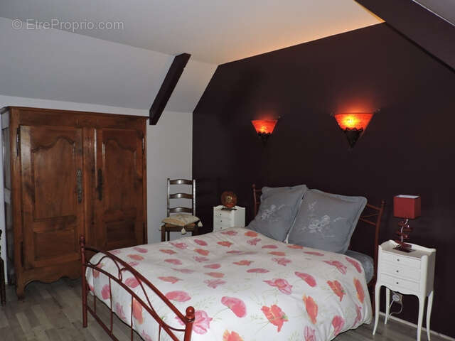 Maison à SAINT-YRIEIX-LA-PERCHE