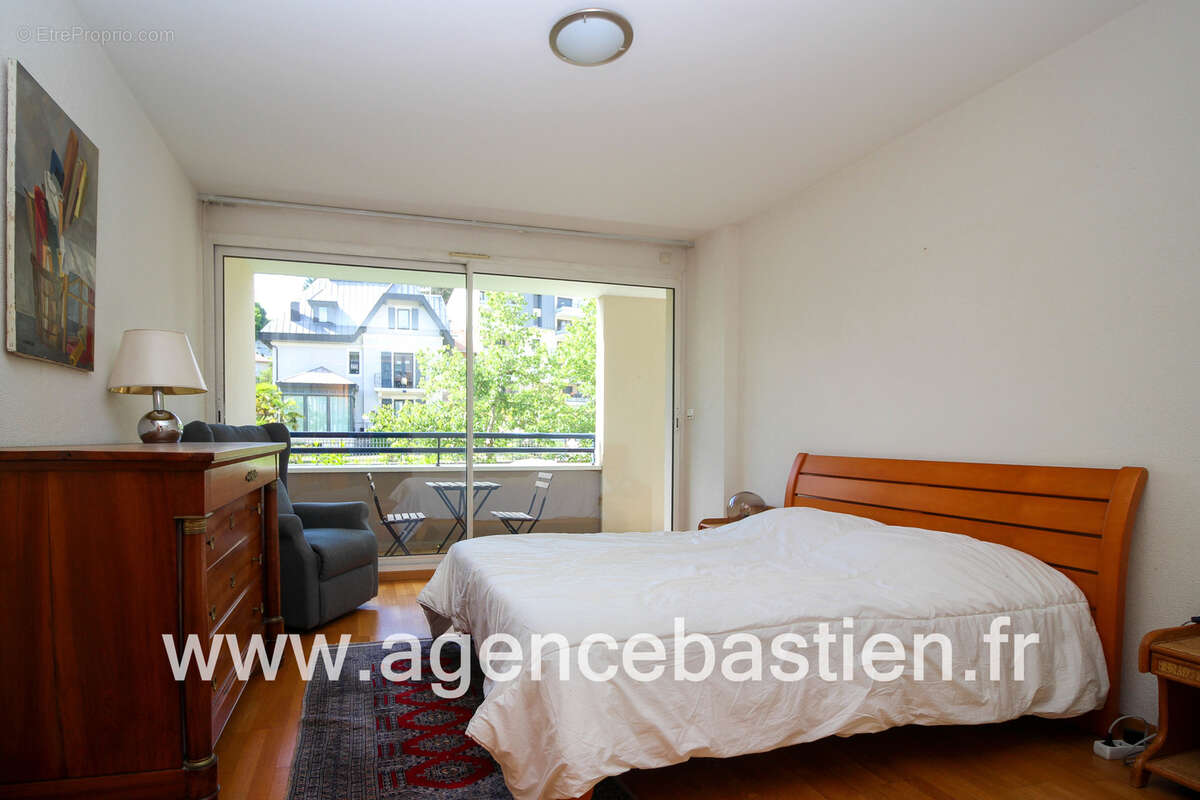 Appartement à DIVONNE-LES-BAINS