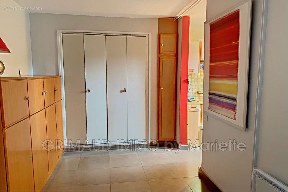 Appartement 30 m² à Cavalaire-Sur-Mer  - photo 7