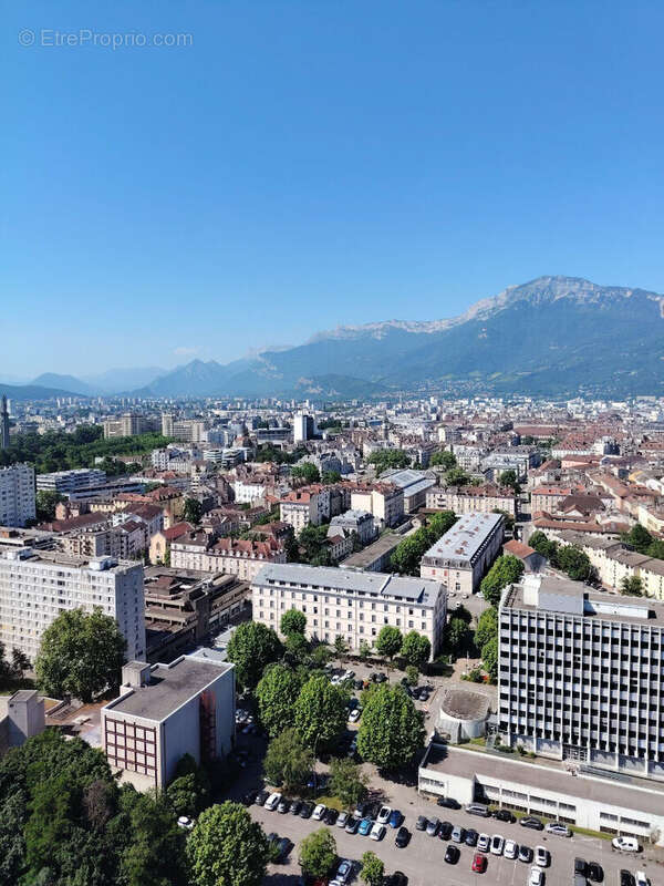 Appartement à GRENOBLE