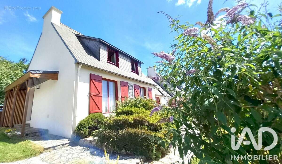 Photo 2 - Maison à SAINT-YVI