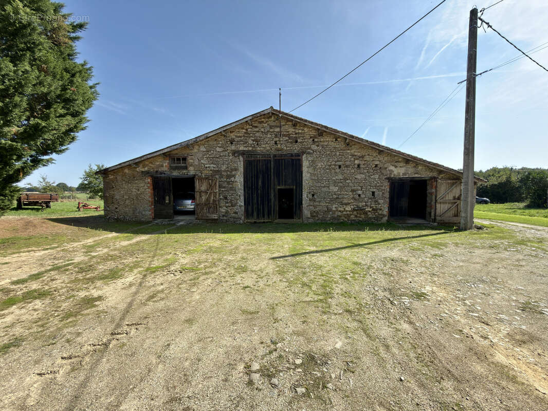 Maison à LES LUCS-SUR-BOULOGNE