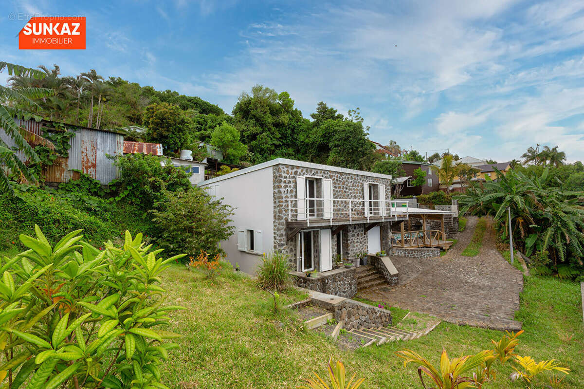 Maison à PETITE-ILE