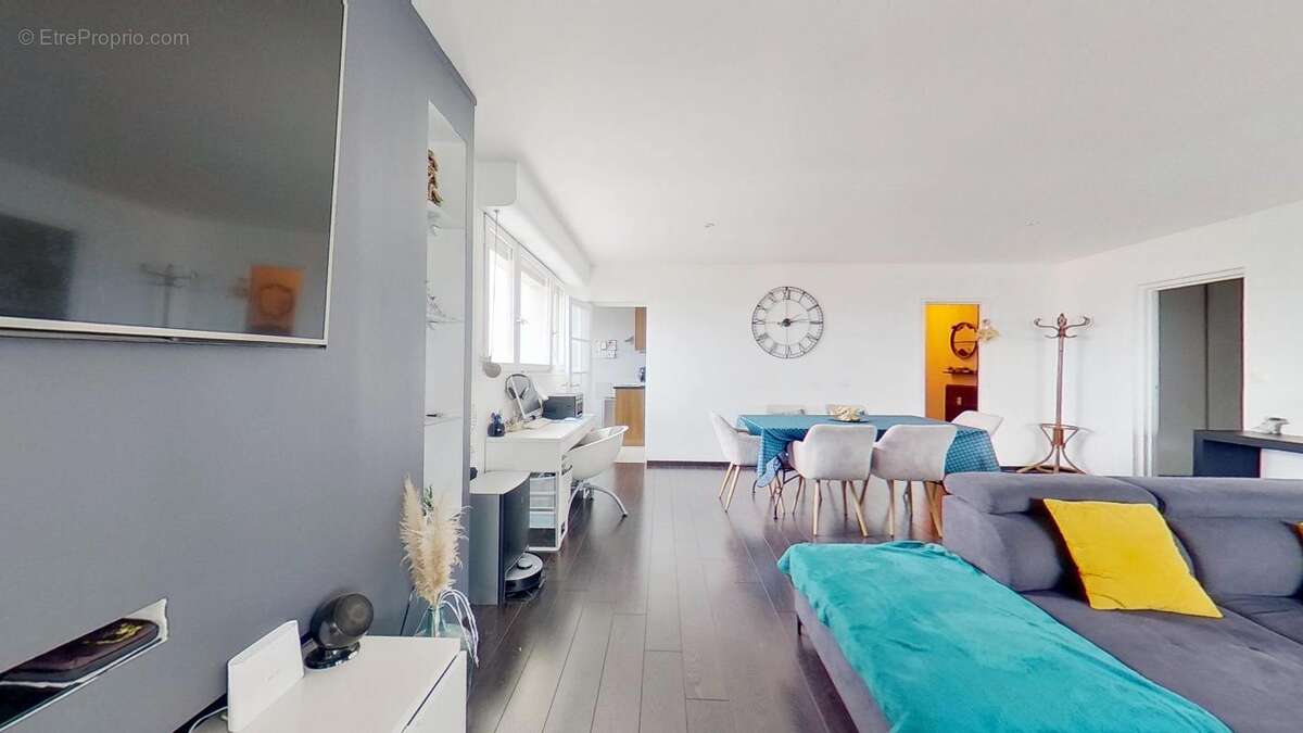 Appartement à RILLIEUX-LA-PAPE
