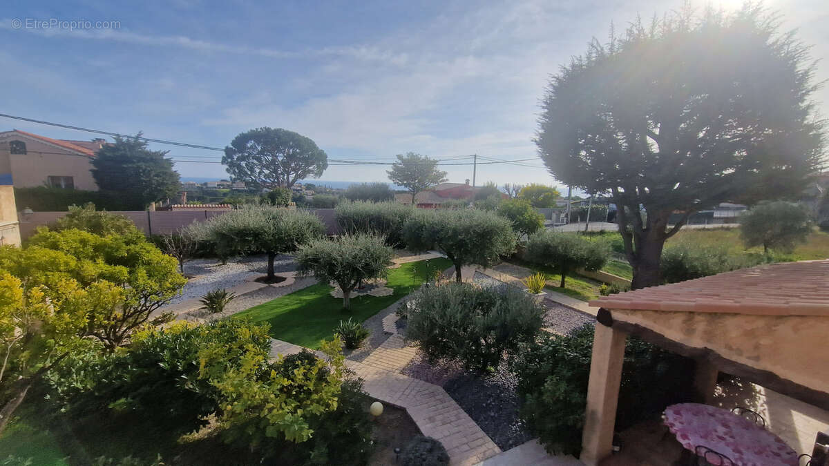 Maison à CAGNES-SUR-MER