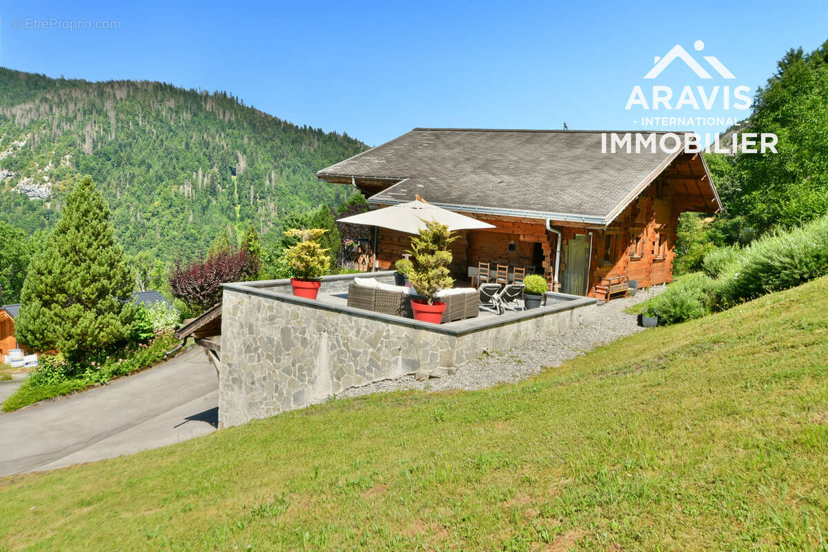 Maison à ARACHES-LA-FRASSE