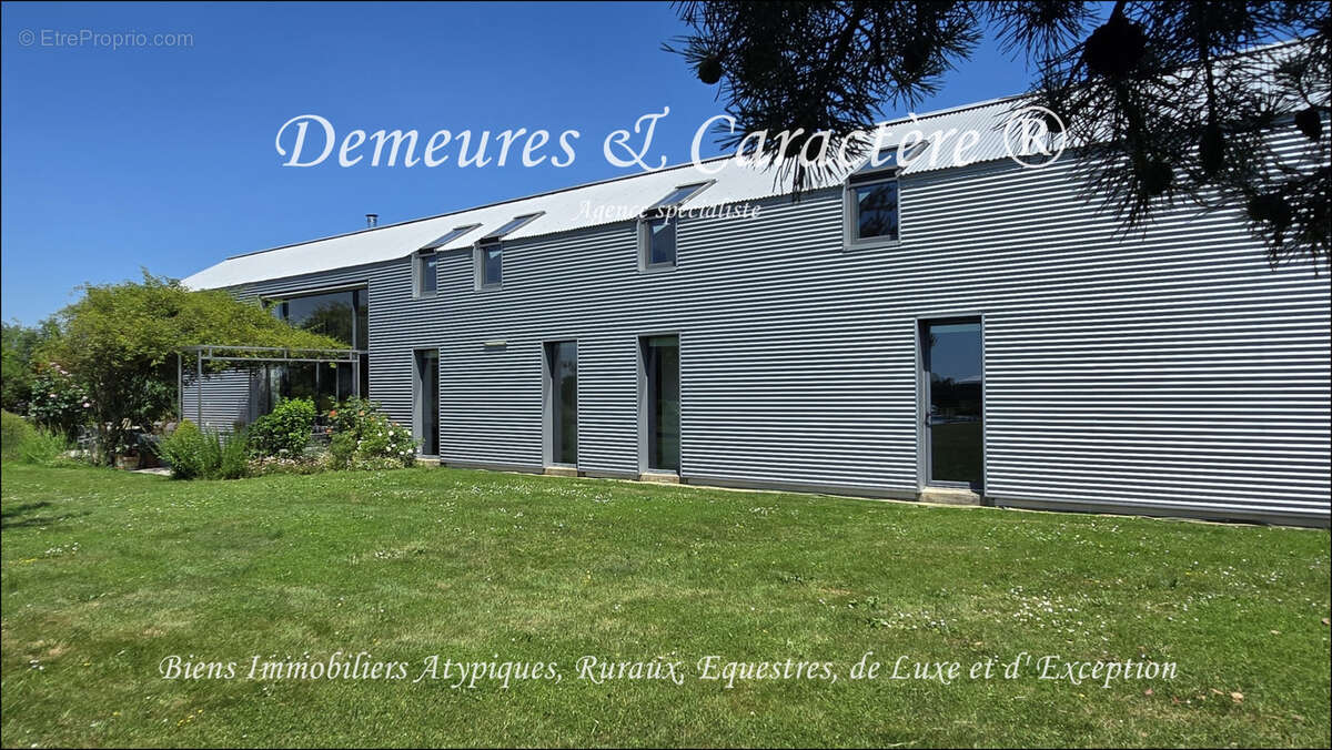 Remarquable maison d'architecte sur 3000m2 avec piscine, terrasse, boulodrome, au Sud de NANTES - photo 26
