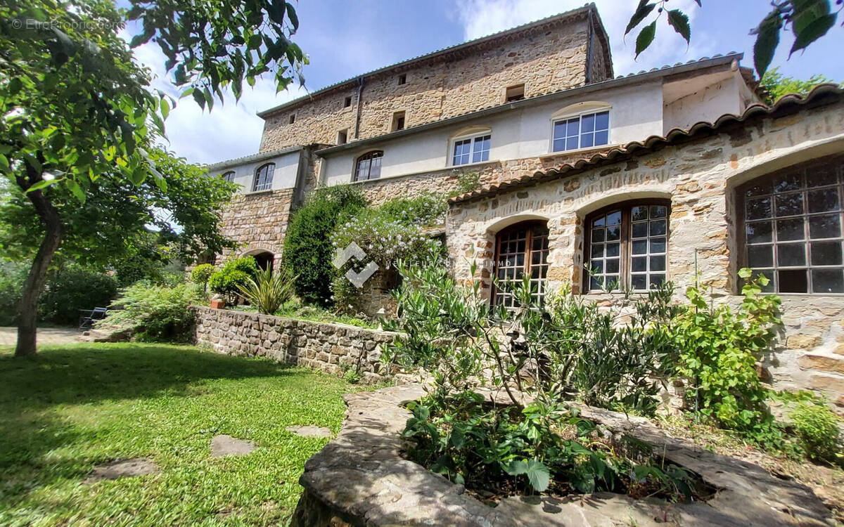 Maison à SAINT-FLORENT-SUR-AUZONNET