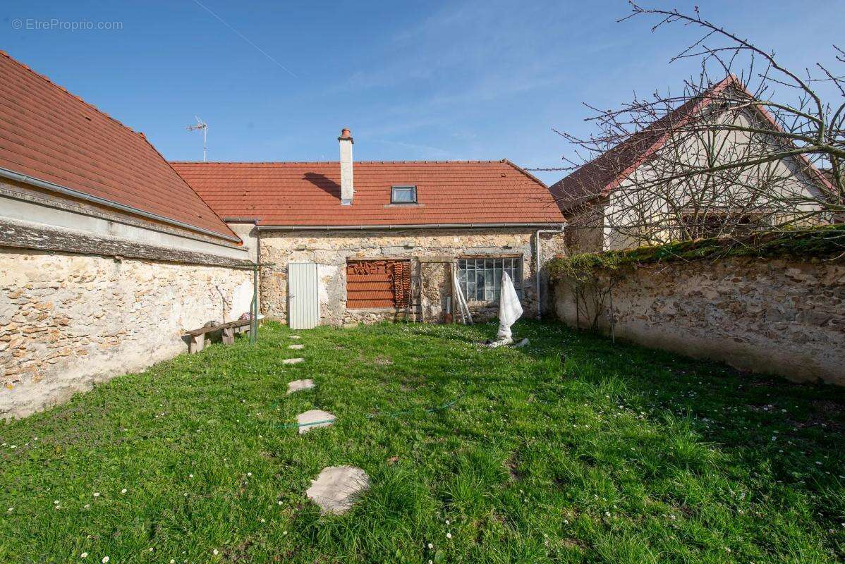 Maison à VILLENAUXE-LA-GRANDE