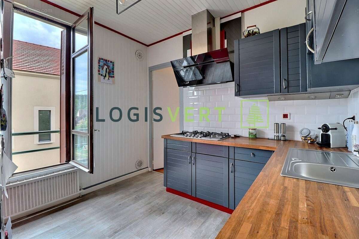 Maison à BURES-SUR-YVETTE