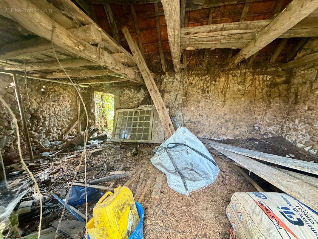 Projet de rénovation dans un bel endroit - photo 8