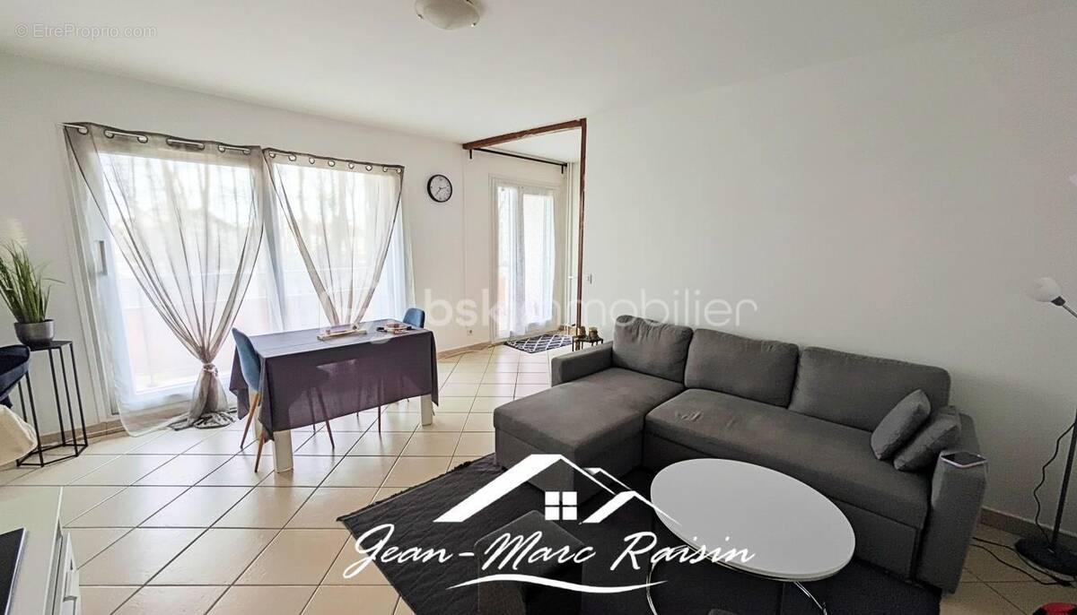 Appartement à TREMBLAY-EN-FRANCE