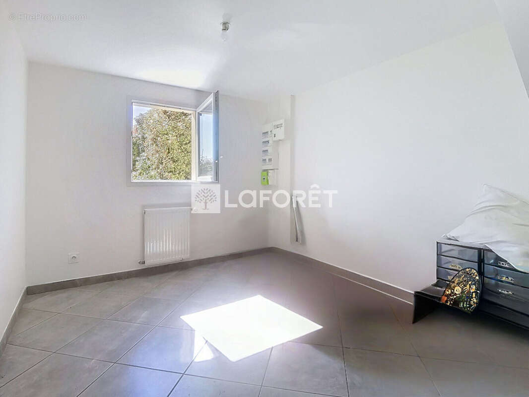 Maison d'architecte de 133 m² avec garage et jardin de 806 m² à Massieux - photo 15