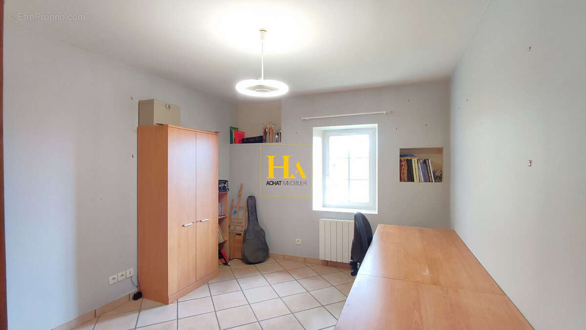 Maison à SAINT-BARDOUX