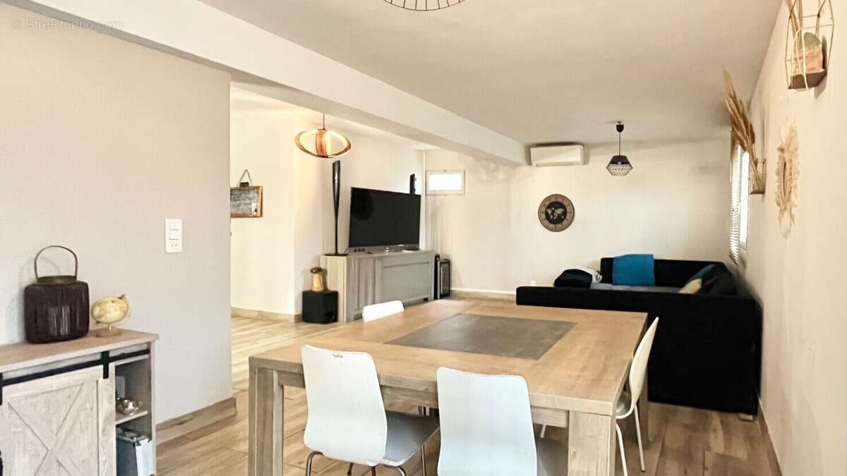 Maison à FRONTIGNAN