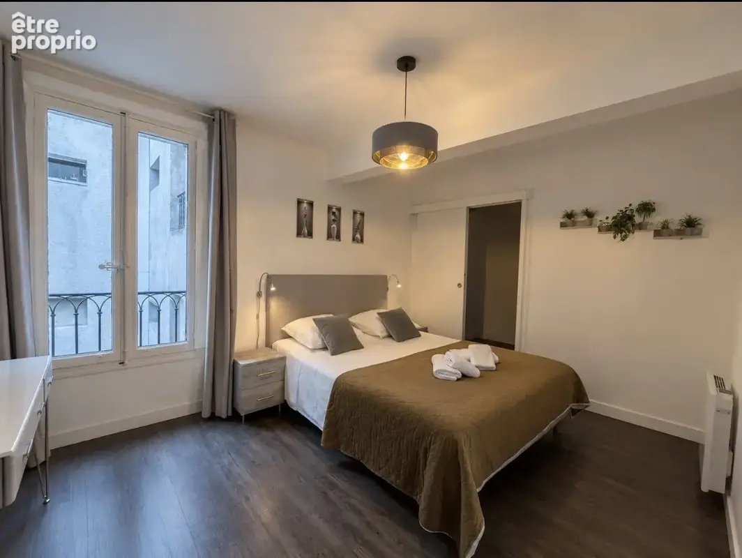 AVIGNON INTRA-MUROS - Appartement T3 avec une belle terrasse - photo 8