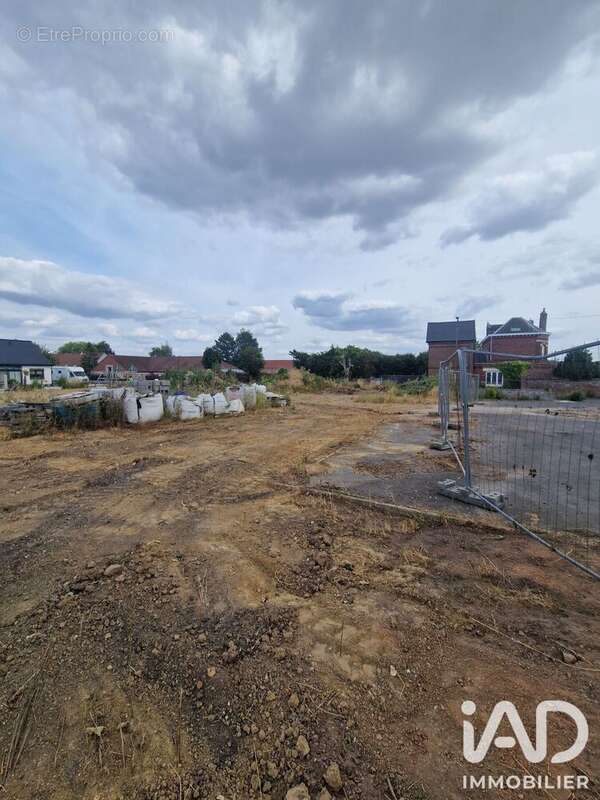Terrain 750 m² à Hersin-Coupigny  - photo 4
