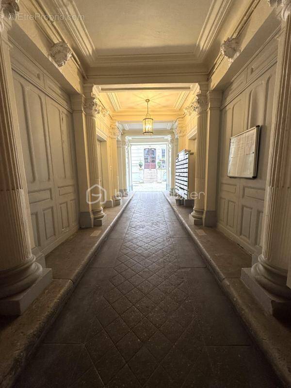 Appartement à PARIS-18E