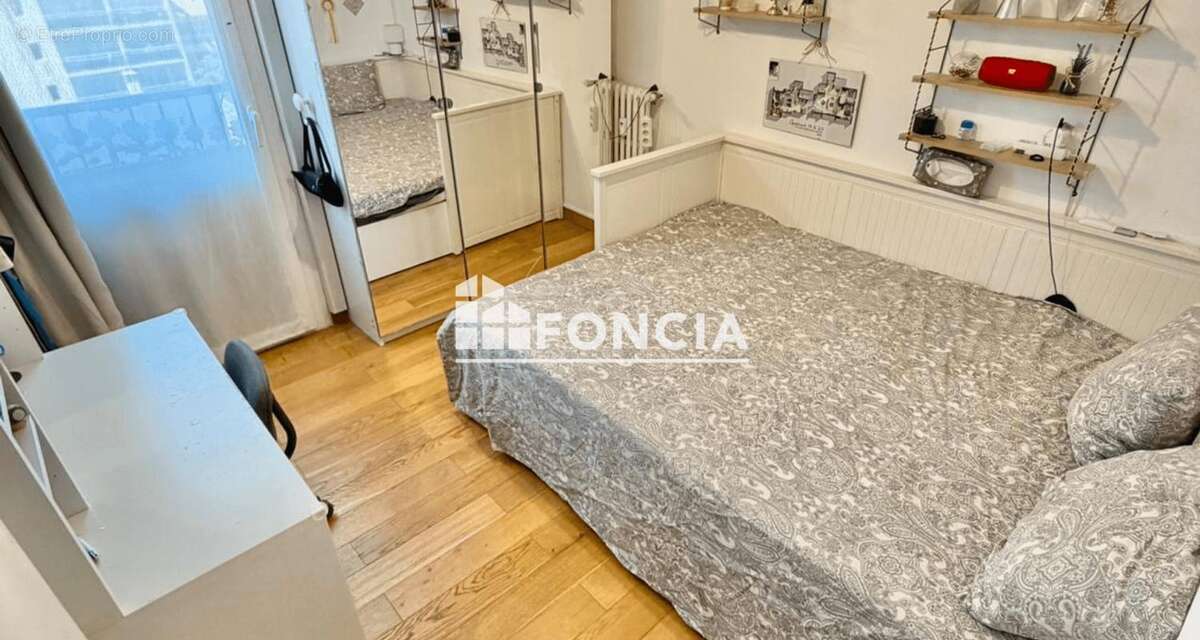 Appartement à HYERES