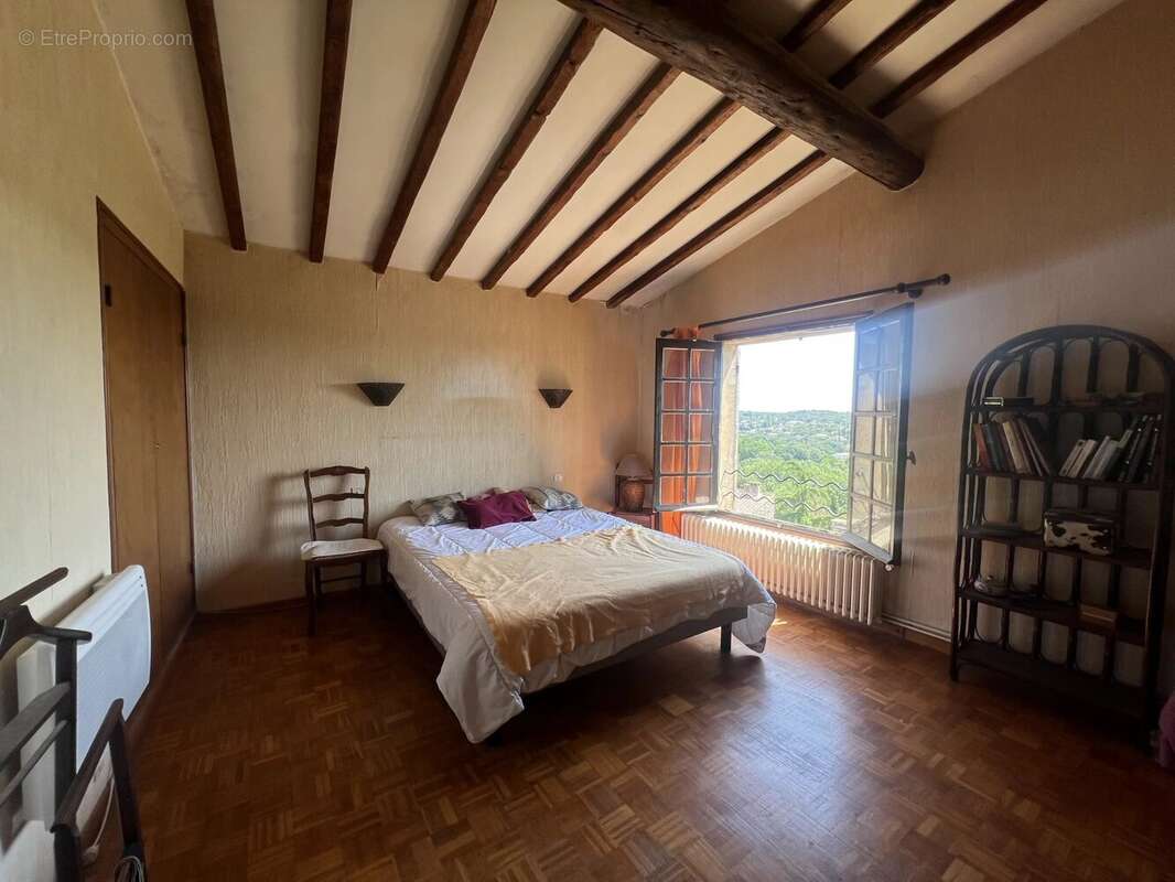 Maison à MONTPEZAT