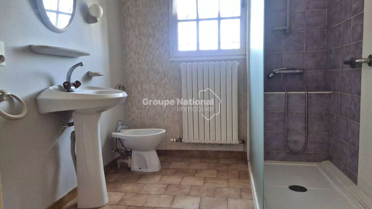 Maison à MAZAN