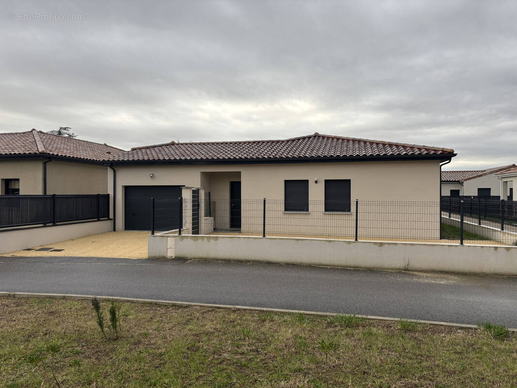 Maison à ROMANS-SUR-ISERE