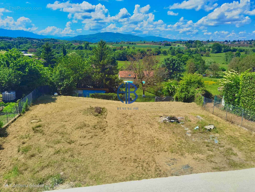 Terrain à LA MURETTE