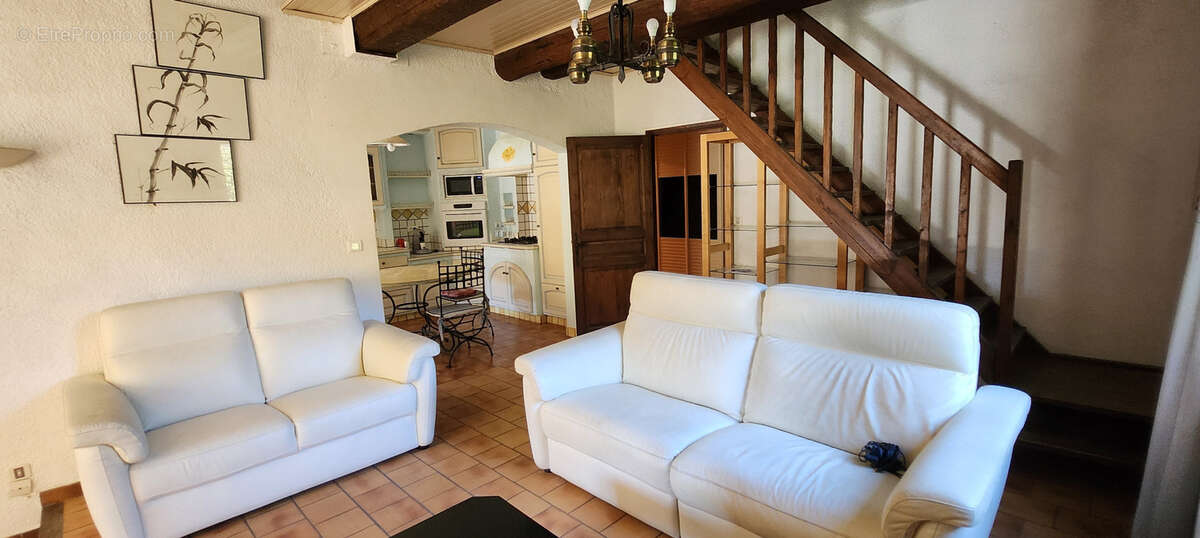 Maison à LES MEES