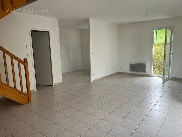 Maison à BRANNE