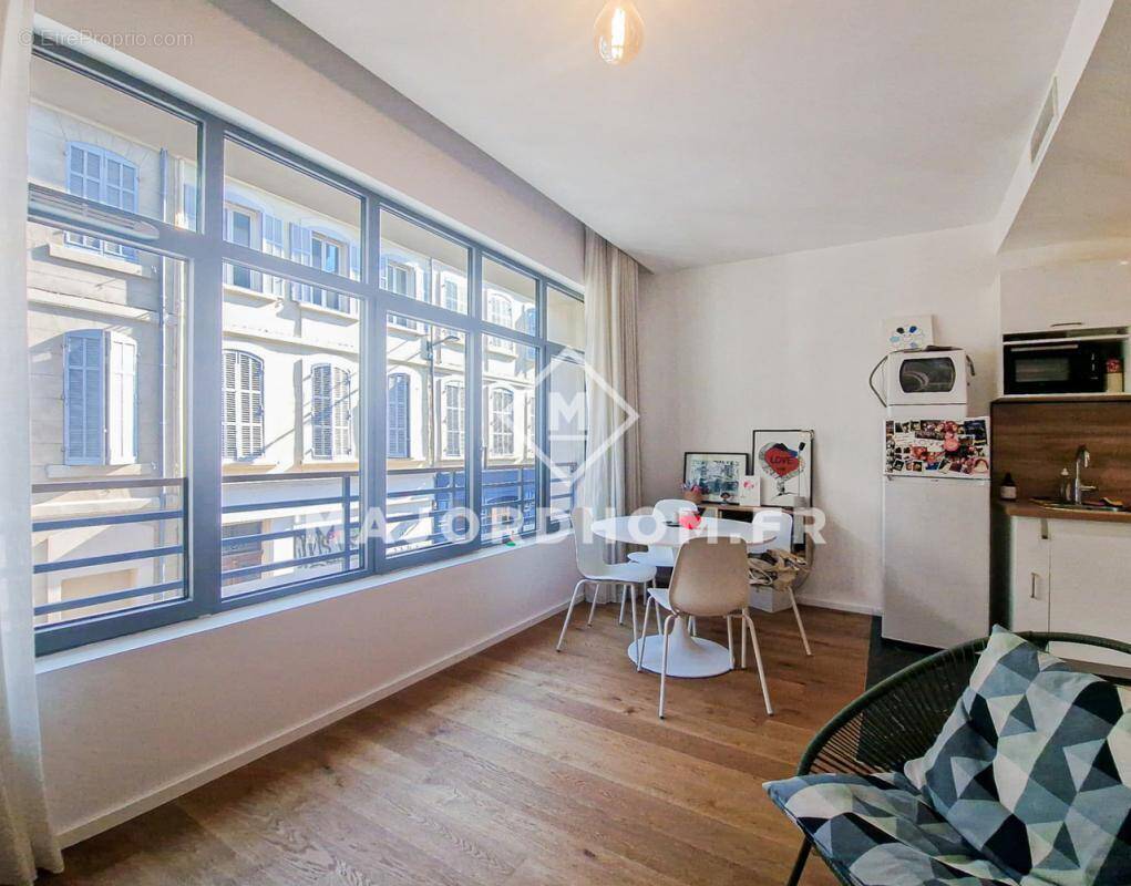 Appartement à MARSEILLE-7E