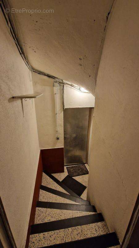 Commerce à NEUILLY-SUR-MARNE